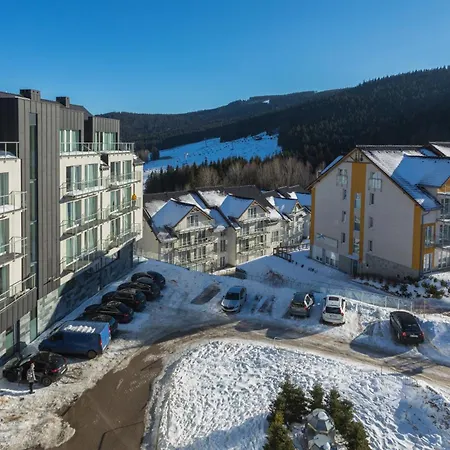 Czarna Gora 418 Siena