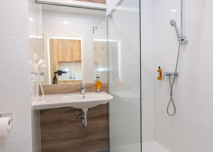 Apartment Czarna Gora 418 3*